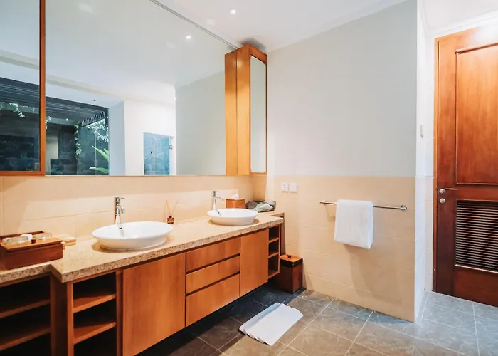 Bumi Kinar Heritage Hotel 5*