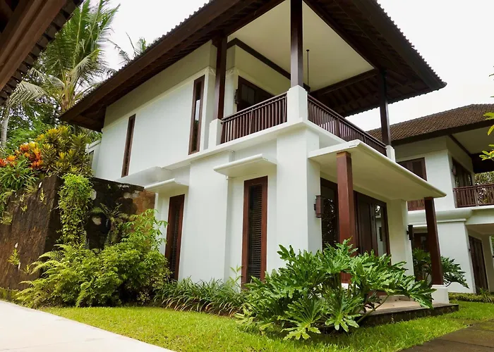 Bumi Kinar Heritage Hotel 5*