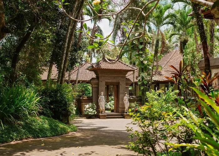 Bumi Kinar Heritage Hotel 5*